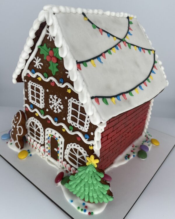 SEVEN INCHES GINGERBREAD HOUSES - Image 2