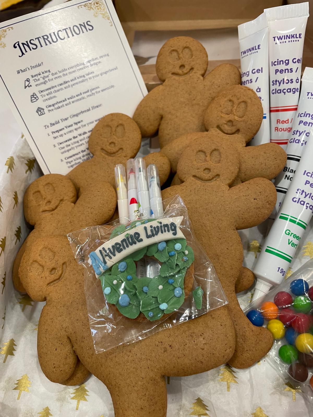 Gingerbread Friends Decorating Kit - Image 2