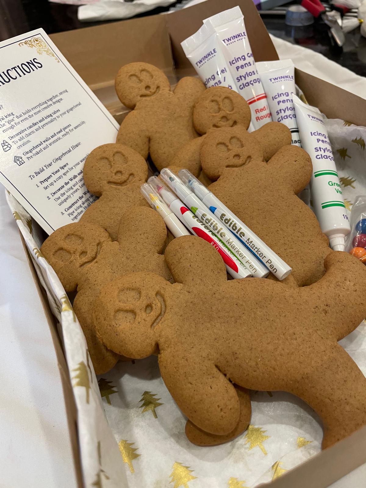 Gingerbread Friends Decorating Kit - Image 3